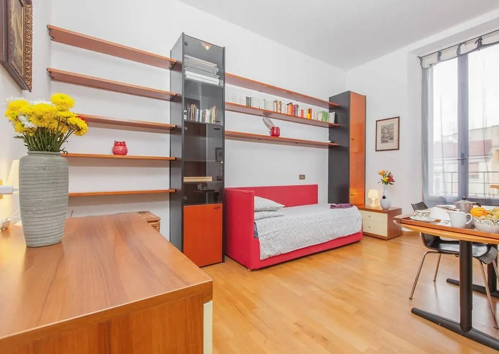 Milano Centrale B&B Monolocale-Studio 0*, Milán
