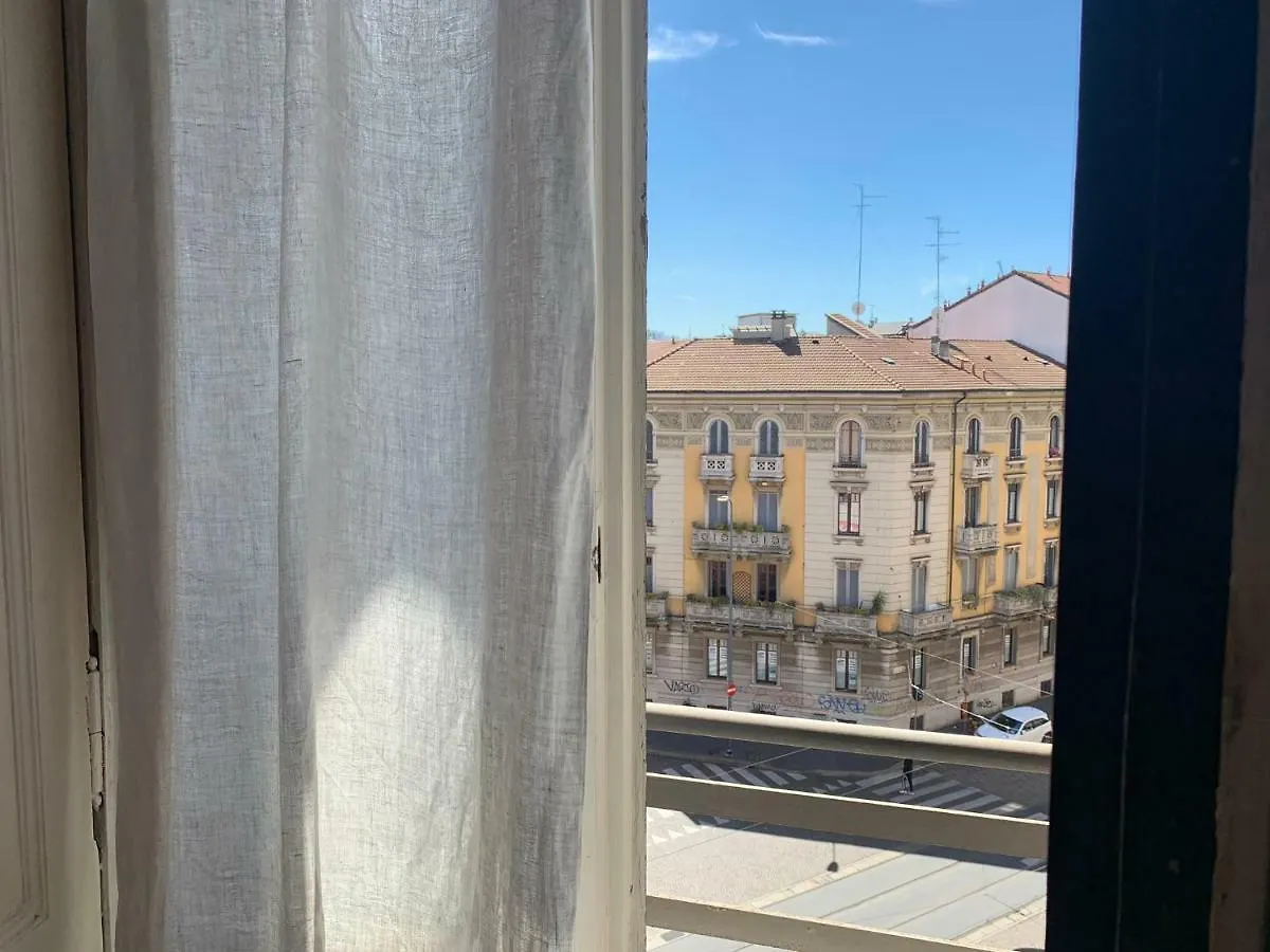 Milano Centrale B&B monolocale-studio 0*,